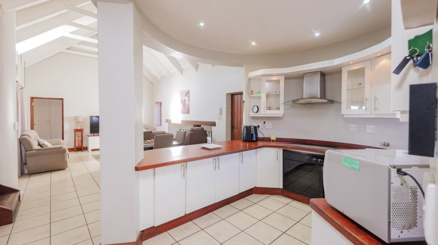 5 Bedroom Property for Sale in Bredasdorp Western Cape